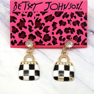 BLACK AND WHITE PLAID PURSE EARRINGS